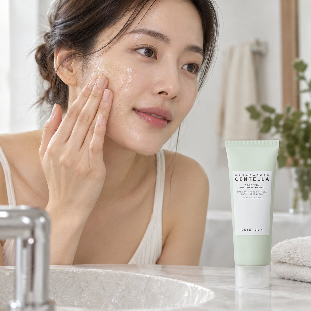 SKIN1004 - gel exfoliant doux Tea-Trica, 125ml